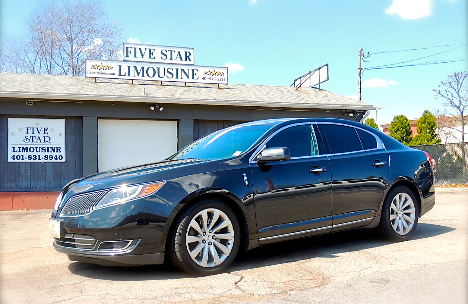 MKS Sedan Five Star Limo